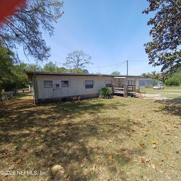 Building Photo - 463 Logan Ave