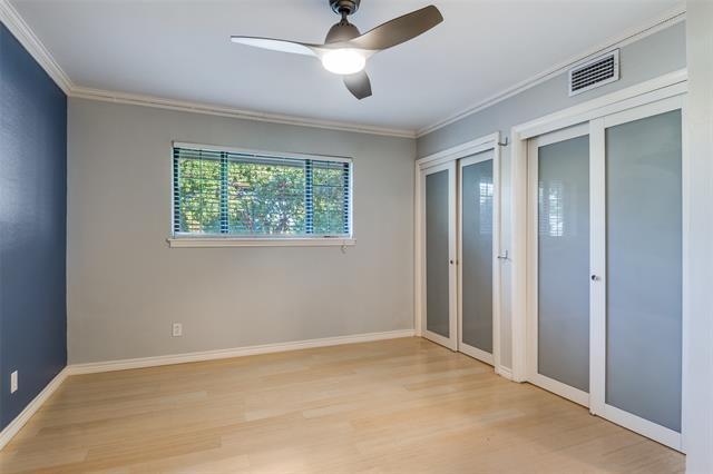 Building Photo - 10665 Lake Haven Dr