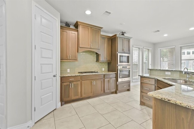 Building Photo - 10523 Largoward Ln