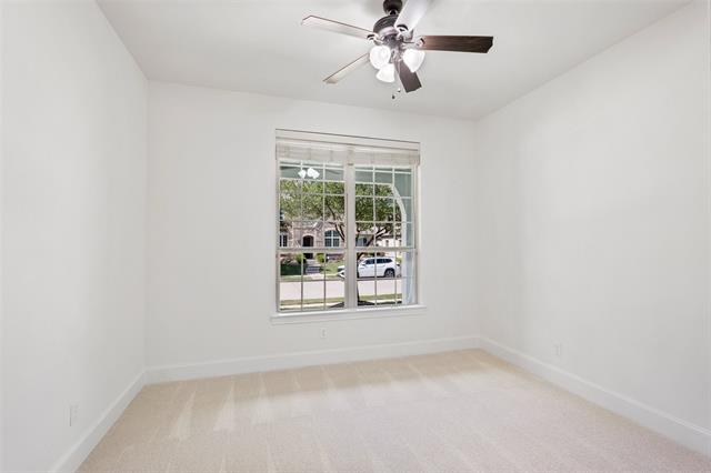 Building Photo - 901 Clear Water Dr