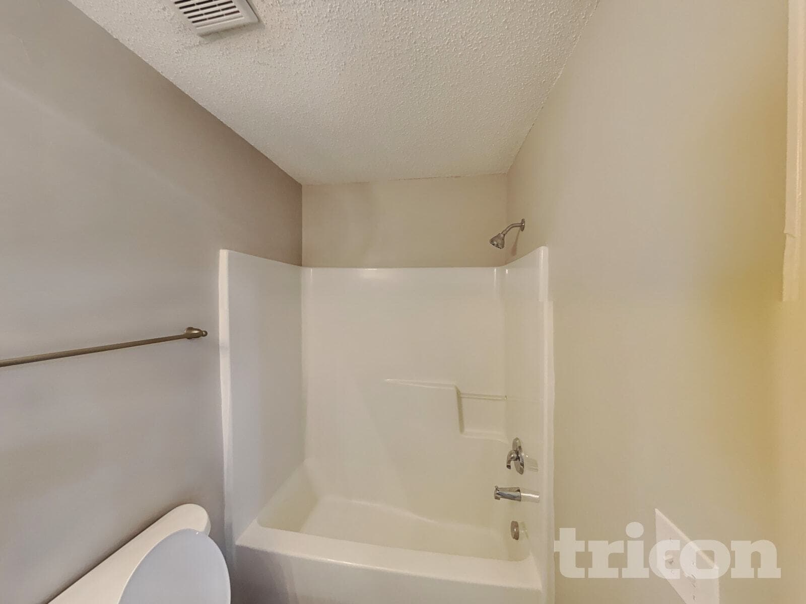 Building Photo - 1017 Highstone Dr