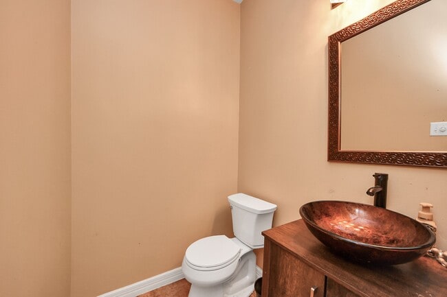 Building Photo - 17314 Pinecreek Hollow Ln