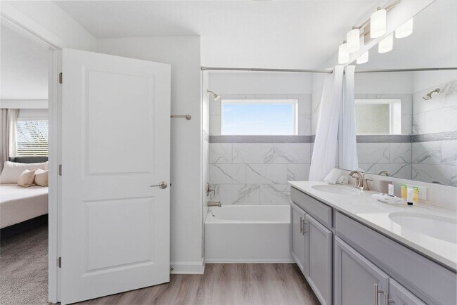 Building Photo - 428 Ocean Course Ave