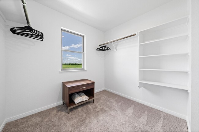Building Photo - 811 Meiomi Dr
