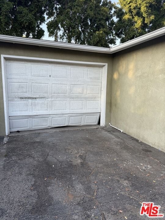 Building Photo - 13632 Cerise Ave