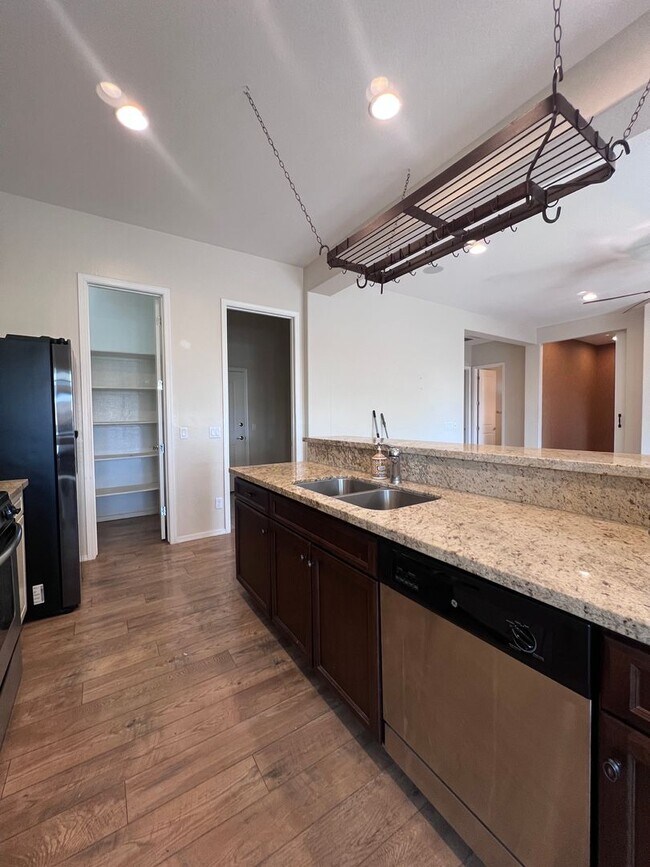 Building Photo - 2 Bedroom, 2 Bath with a Den/Office backs up to view of Hills.