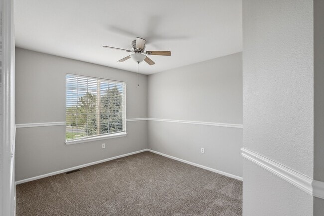 Building Photo - 17380 E Lake Dr