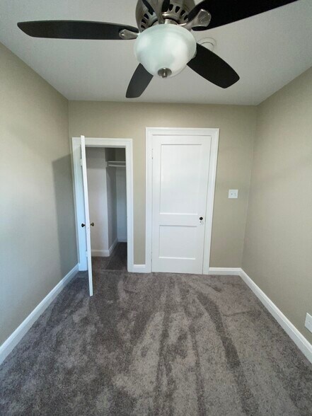 Building Photo - 41 N Kossuth St