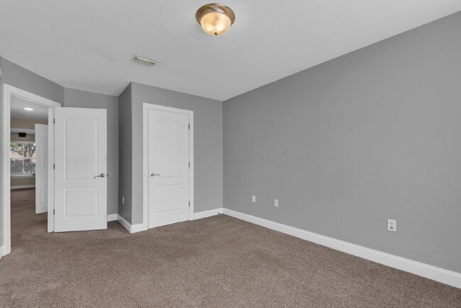 Building Photo - "Charming 3-Bedroom Townhouse Oasis in Destin!"