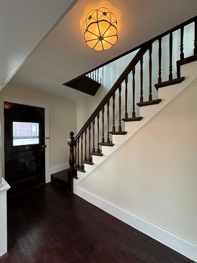 Building Photo - Dear Lover, LLC