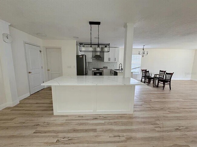 Building Photo - 15345 Harrowgate Way