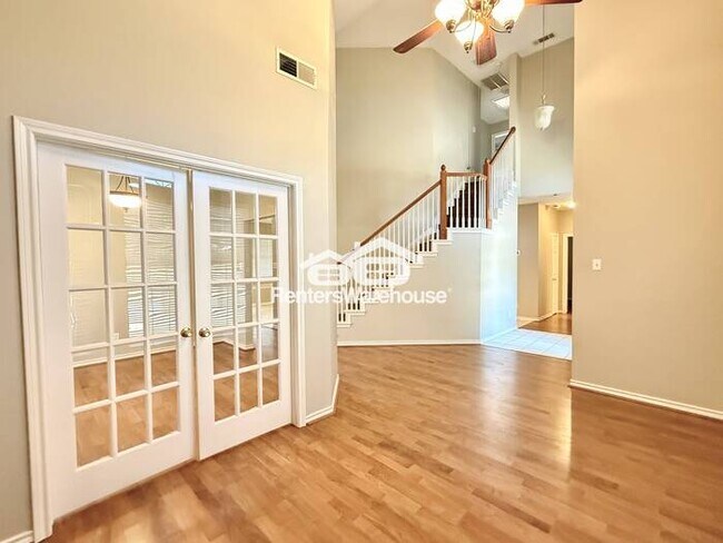 Building Photo - Beautiful Two-Story Home with Space, Comfo...