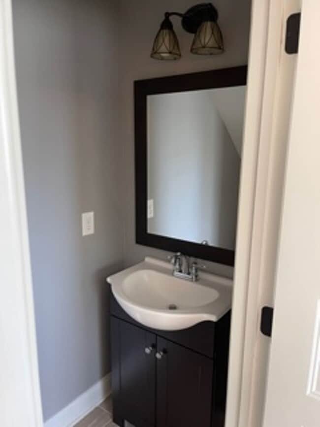 Building Photo - Generals Run Townhome   Coming Soon!