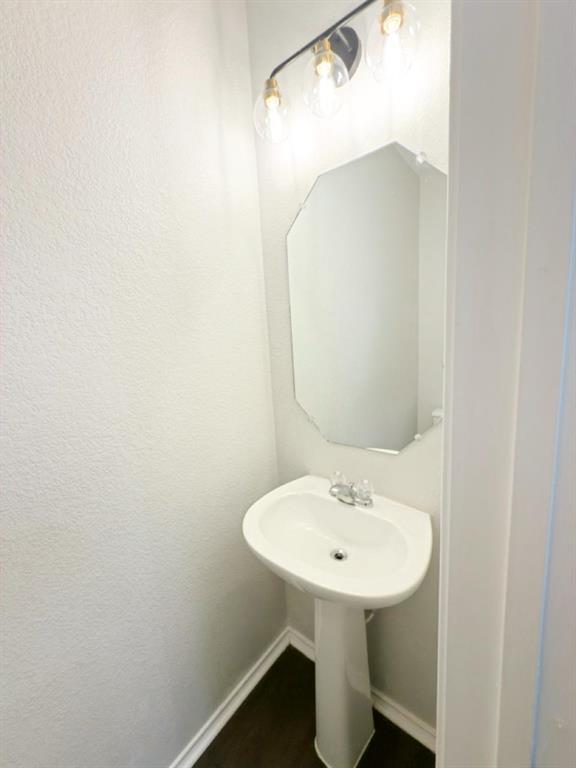 Building Photo - 14516 Charles Dickens Dr