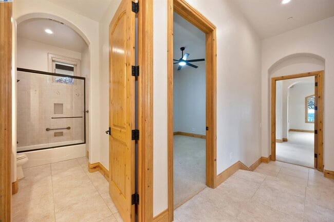 Building Photo - 12859 Austin Forest Cir