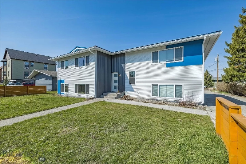 Building Photo - 215 S 19th Ave