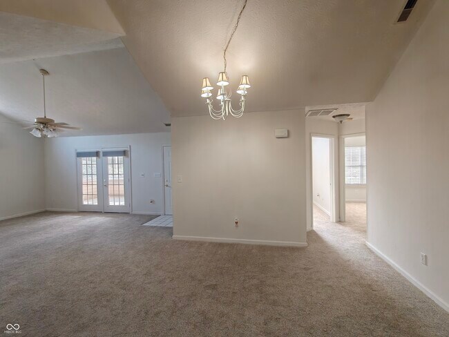 Building Photo - 2392 Steeple Chase