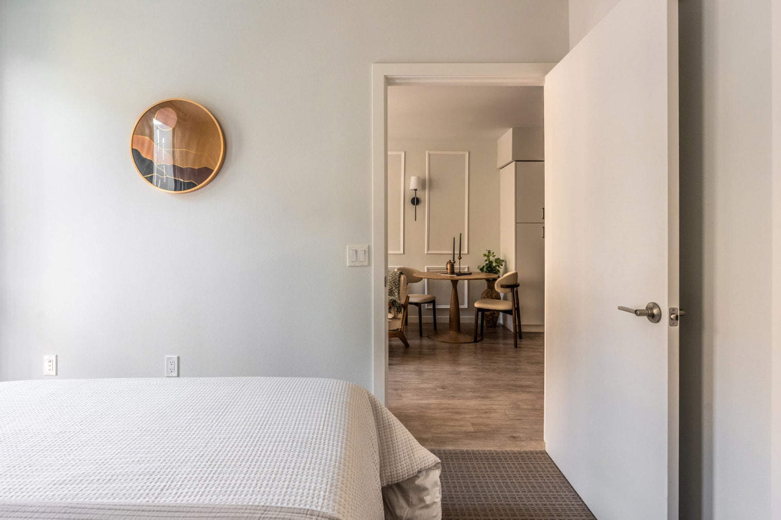 Building Photo - 320 Queen Anne Ave N