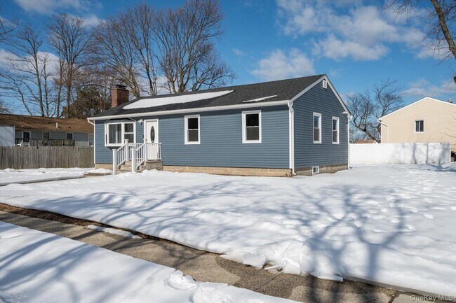 Building Photo - 93 Garfield Ave