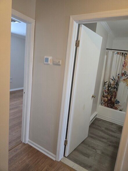 Building Photo - 2948 Klein St