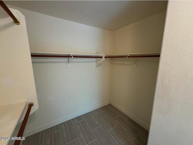 Building Photo - 1470 W Armstrong Way