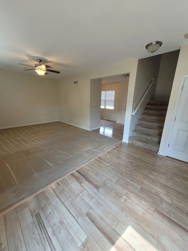 Building Photo - Beautiful 3bd/2.5ba 2 Story Home for Rent!