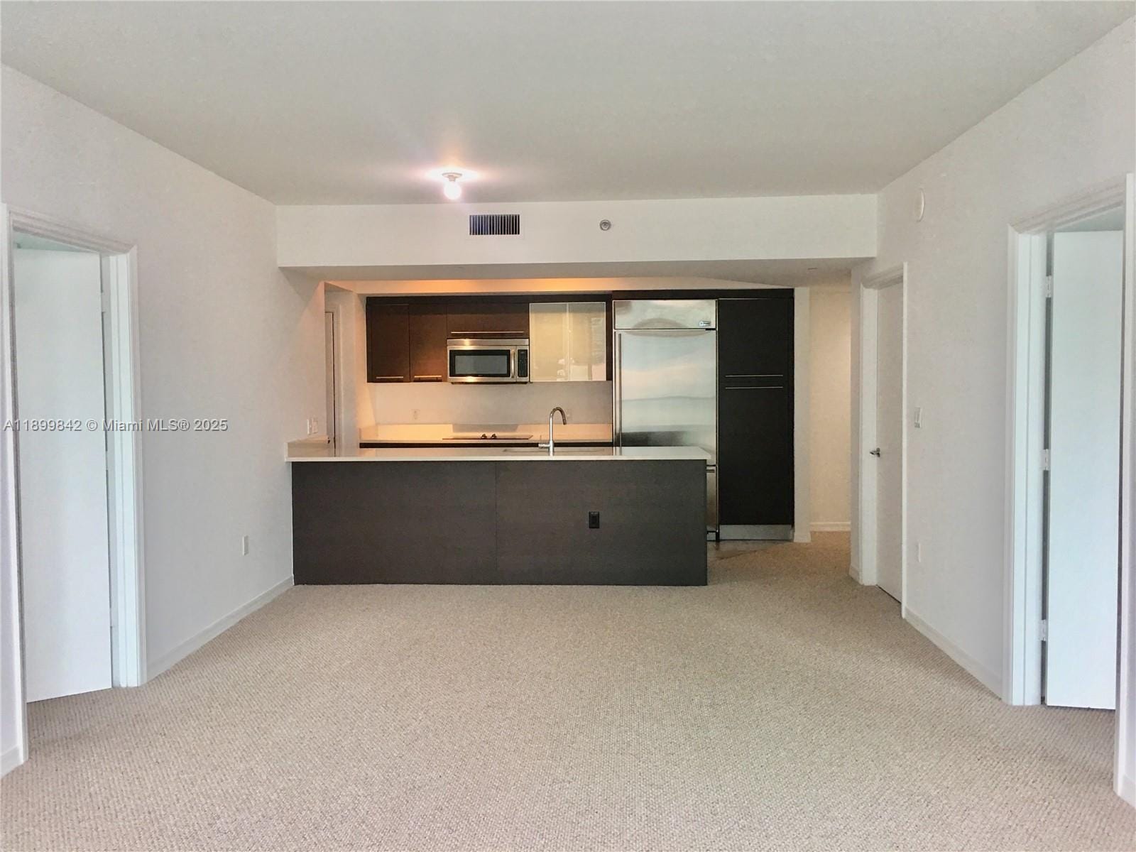 Building Photo - 500 Brickell Ave