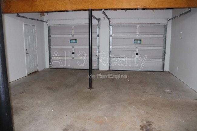 Building Photo - 49 Anna Way