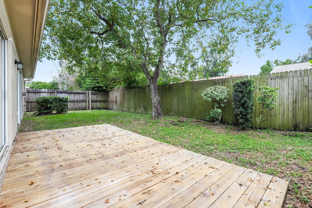 Building Photo - 1011 Hardwood Dr