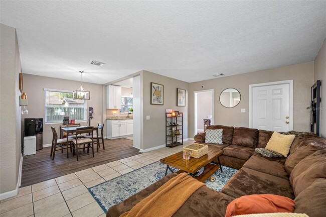 Building Photo - 1411 Pine Brook Dr