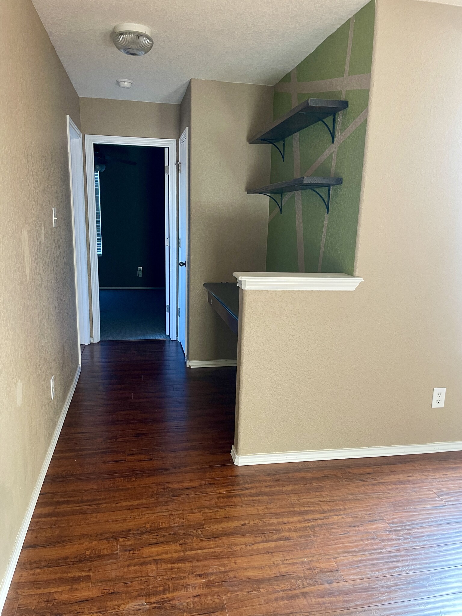 Upstairs desk area - 8723 Laguna Fls