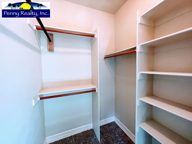 Building Photo - 2 Bedroom  2 Bath plus Loft with Breathtak...