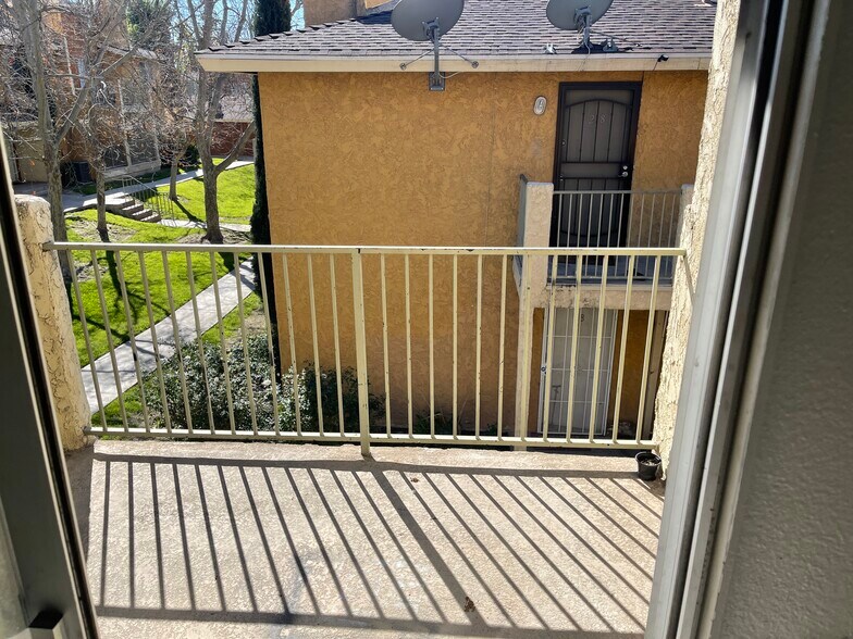 Building Photo - 1025 N Tippecanoe Ave