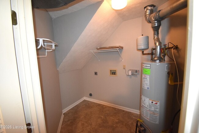 Building Photo - 10407 Pinoak View Dr