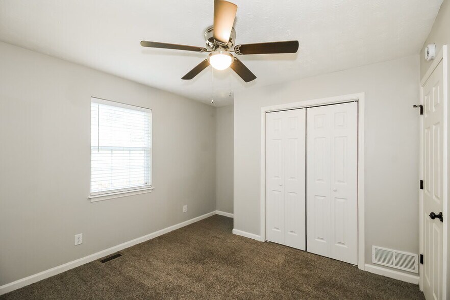 Building Photo - 1169 Granite Ln