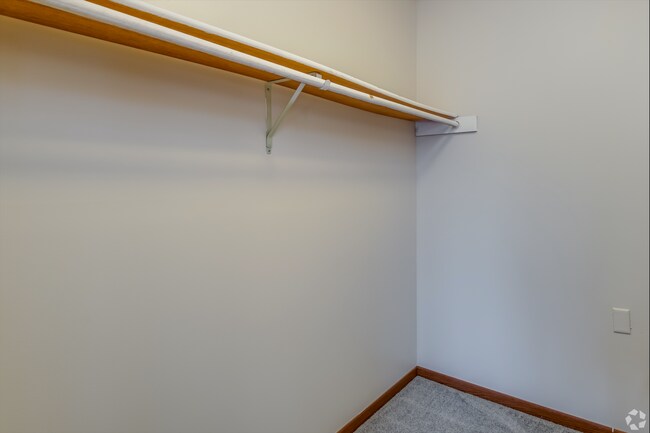 Building Photo - Modern Apartments Available Now!