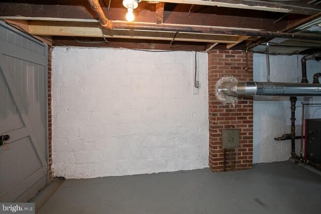 Building Photo - 9 Fulton Ave