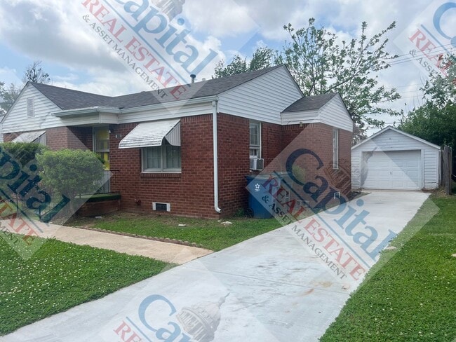 Building Photo - Take the Key!!!