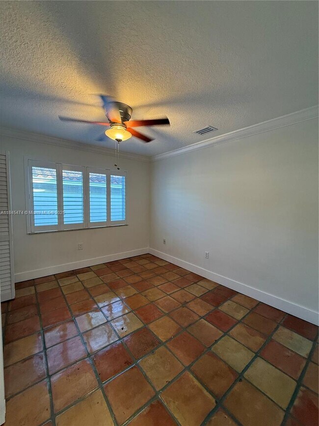 Building Photo - 12030 SW 92nd St
