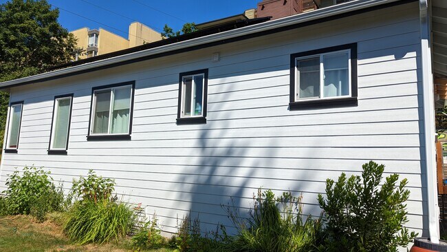 Side of House - 209 N 90th St