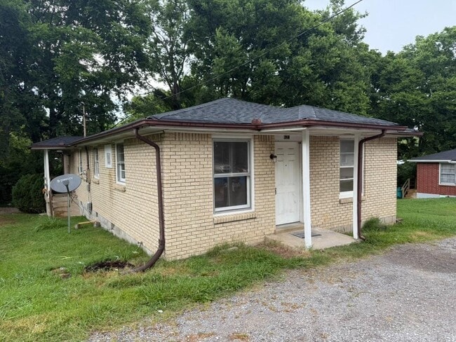 Building Photo - 622 Bixler Avenue