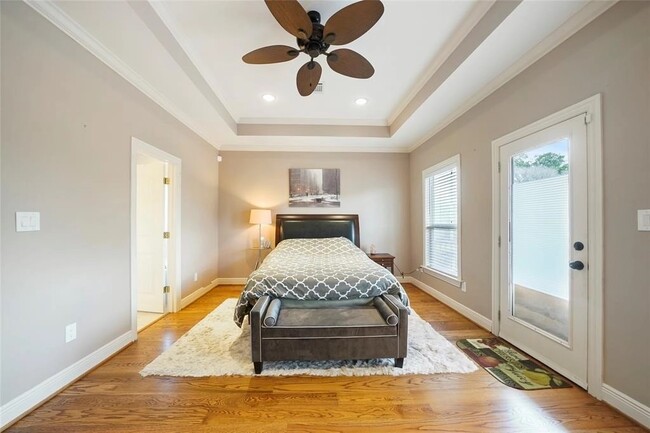 Building Photo - 1420 E 31st St