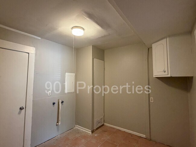Building Photo - 1830 Eldorado St