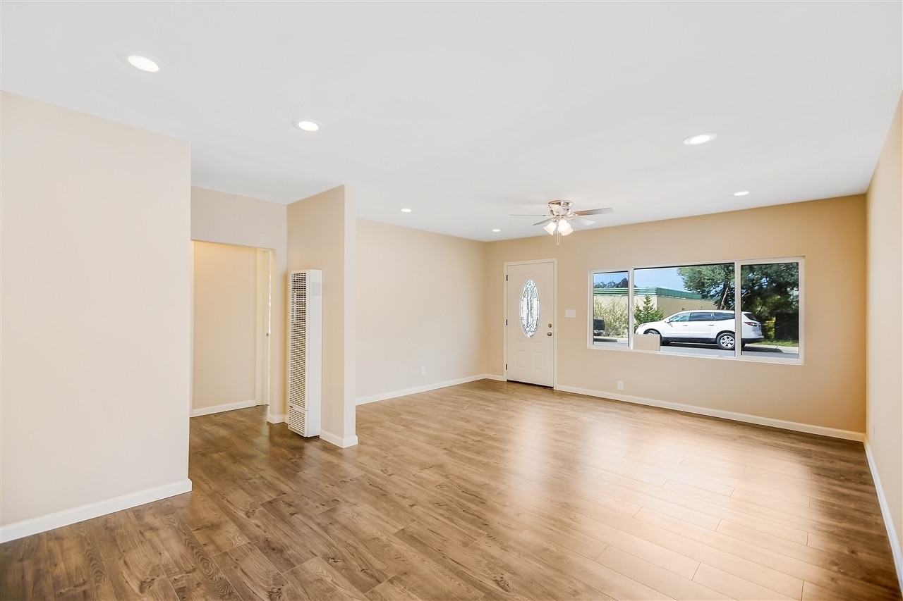 Building Photo - 511 41st St