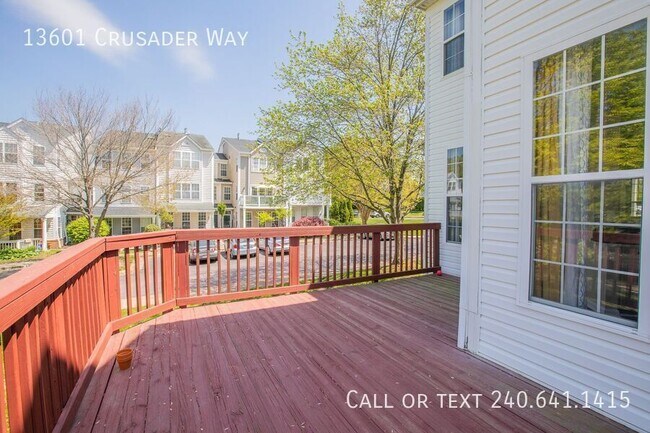 Building Photo - 13601 Crusader Way