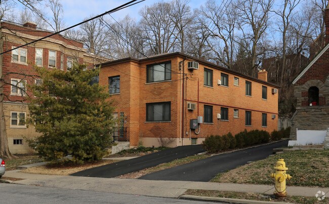 Primary Photo - 376 Probasco St