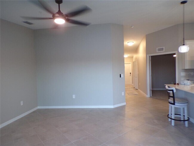 Building Photo - 14271 Heritage Landing Blvd