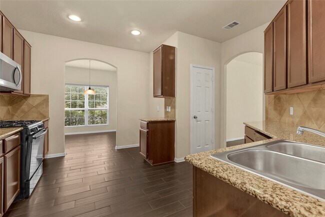 Building Photo - 18715 Windy Stone Dr