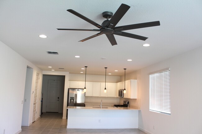 Building Photo - 16722 W Audrey Ln