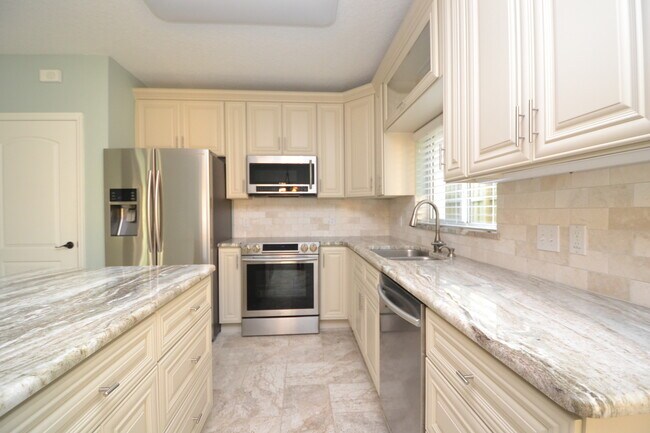 Building Photo - Gorgeous Upgrades!! St. Augustine Beach 2/...